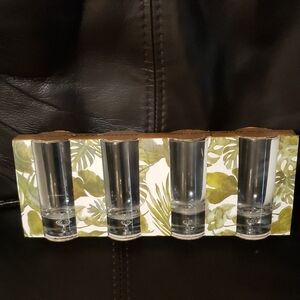Tommy Bahama Clear Shot Glass Set